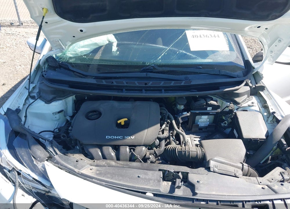 2017 KIA FORTE VIN: 3KPFK4A72HE050019