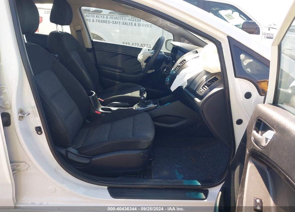 2017 KIA FORTE VIN: 3KPFK4A72HE050019