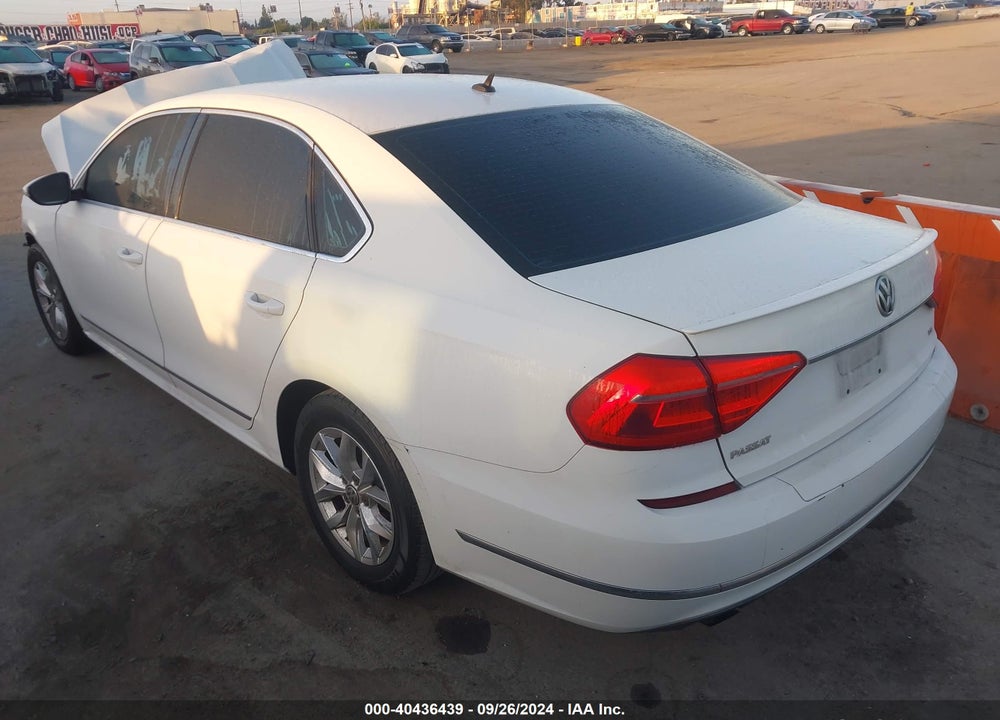 2016 VOLKSWAGEN PASSAT 1.8T S VIN: 1VWAT7A30GC021319