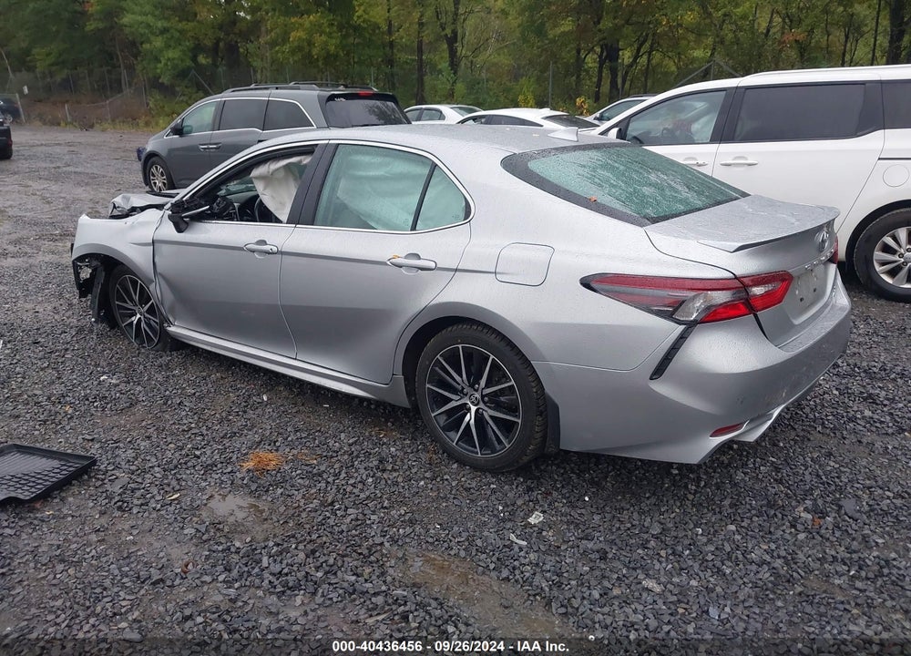 2022 TOYOTA CAMRY SE AWD VIN: 4T1G11BK0NU062039
