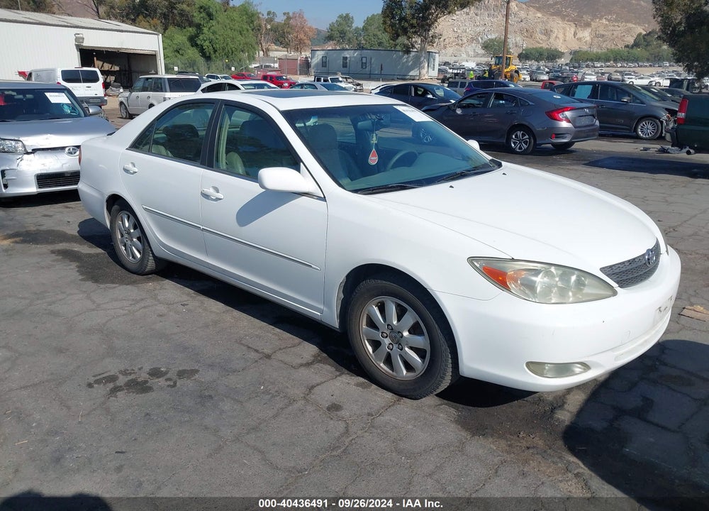 2003 TOYOTA CAMRY XLE V6 VIN: JTDBF32K130143776