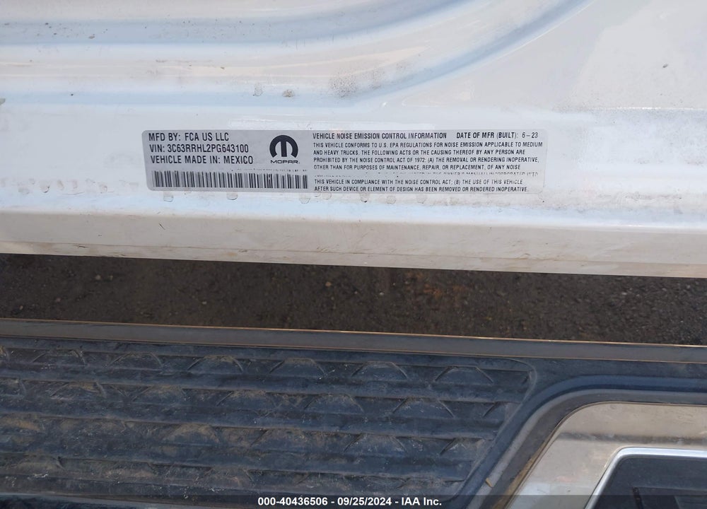 2023 RAM 3500 BIG HORN  4X4 8' BOX VIN: 3C63RRHL2PG643100