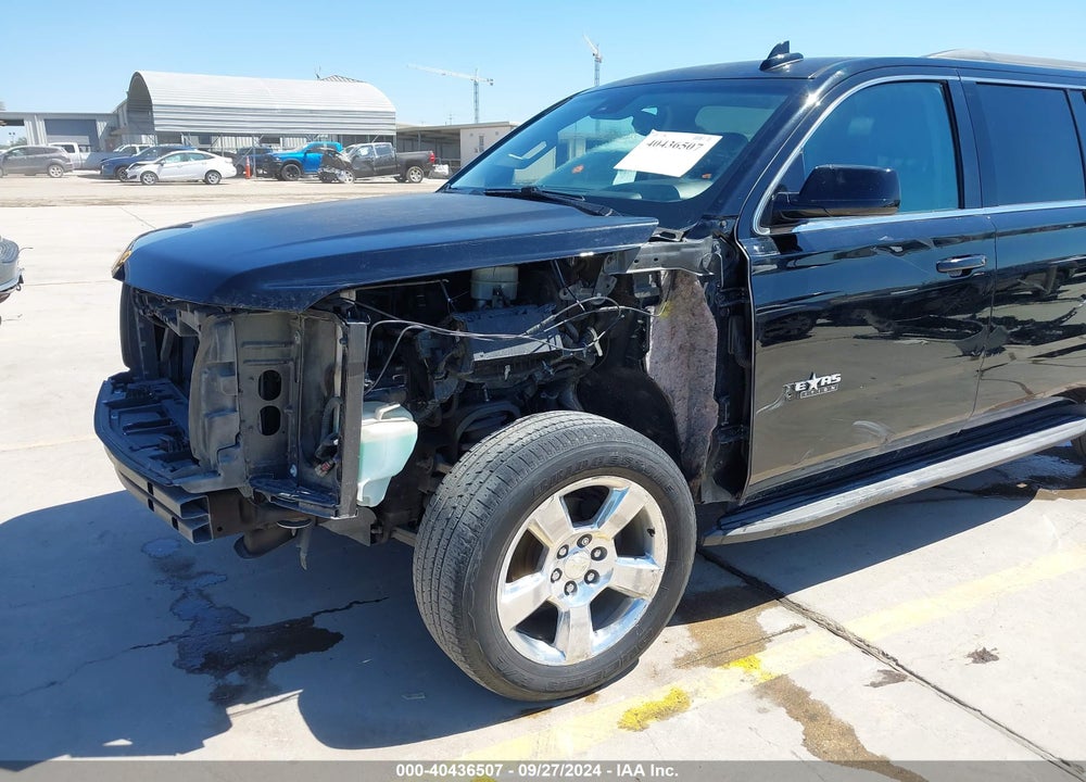 2015 CHEVROLET SUBURBAN 1500 LT VIN: 1GNSCJKC2FR555217