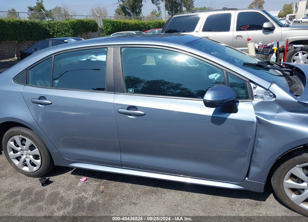 2022 TOYOTA COROLLA LE VIN: 5YFEPMAE0NP326705