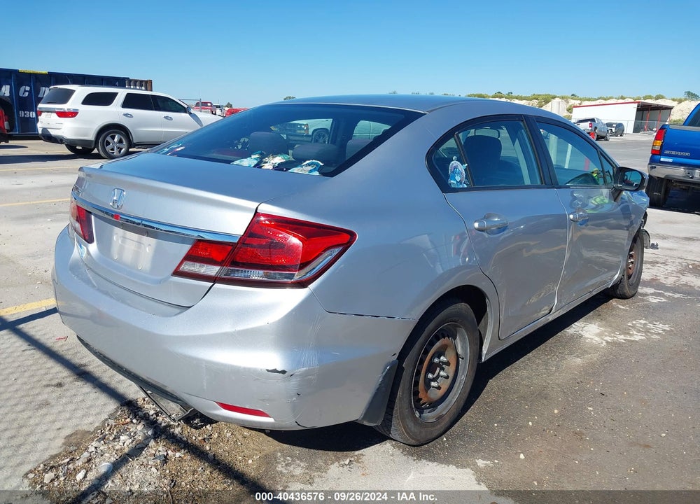 2015 HONDA CIVIC LX VIN: 2HGFB2F57FH561059