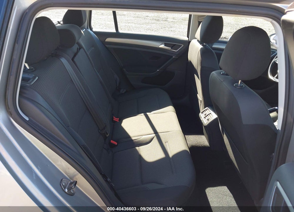 2016 VOLKSWAGEN GOLF SPORTWAGEN TSI S 4-DOOR VIN: 3VWC17AU3GM502039