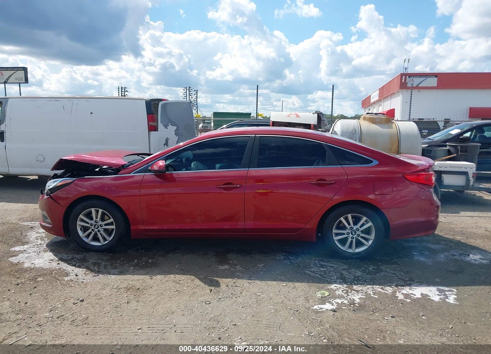 2015 HYUNDAI SONATA SE VIN: 5NPE24AF2FH188252
