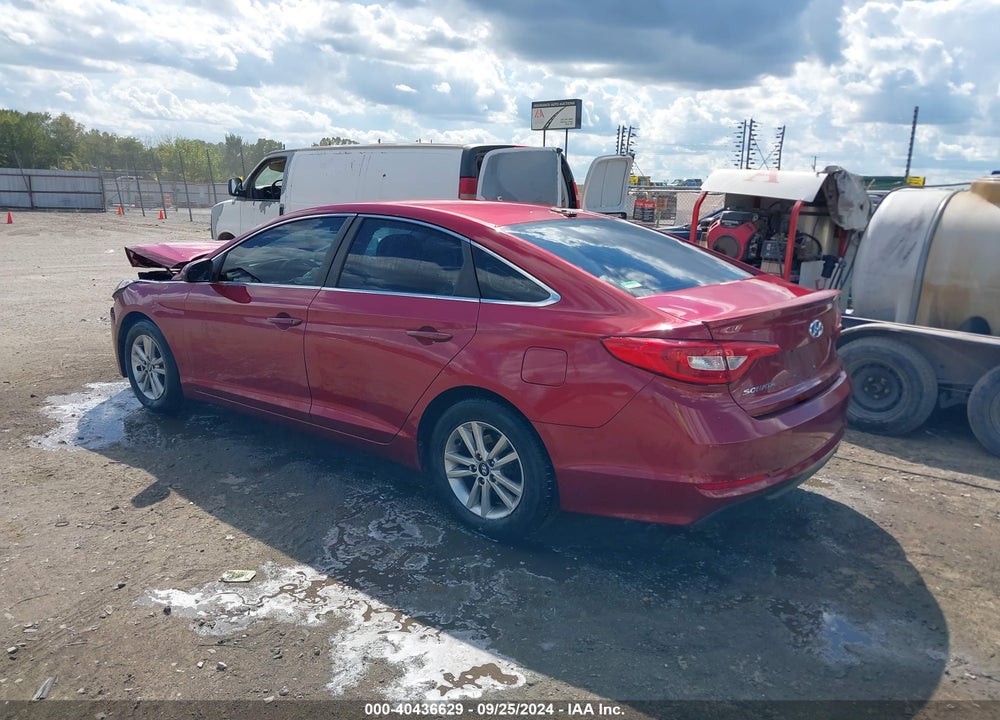 2015 HYUNDAI SONATA SE VIN: 5NPE24AF2FH188252
