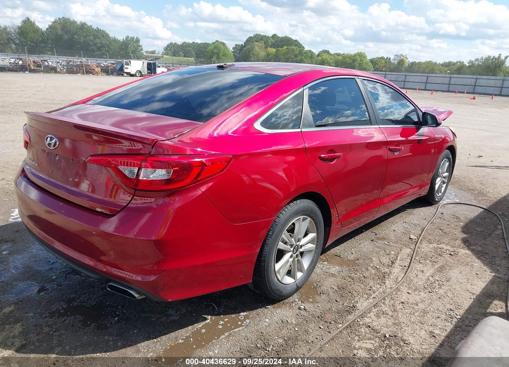 2015 HYUNDAI SONATA SE VIN: 5NPE24AF2FH188252