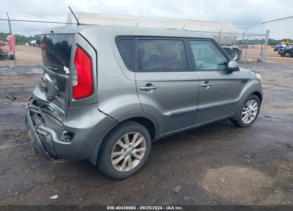 2013 KIA SOUL VIN: KNDJT2A68D7591122