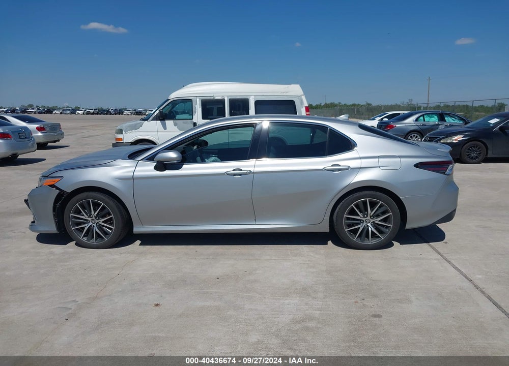 2024 TOYOTA CAMRY HYBRID XLE VIN: 4T1F31AK4RU065488