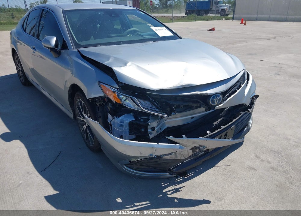 2024 TOYOTA CAMRY HYBRID XLE VIN: 4T1F31AK4RU065488
