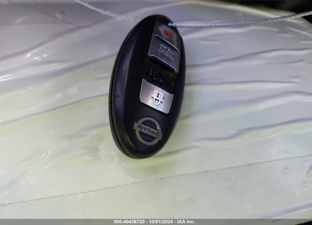 2013 NISSAN SENTRA SR VIN: 3N1AB7AP0DL670906