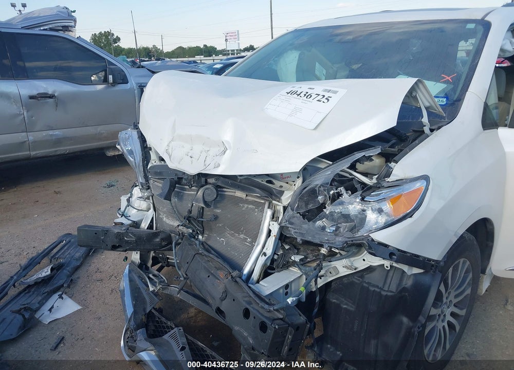 2019 TOYOTA SIENNA XLE PREMIUM 8 PASSENGER VIN: 5TDYZ3DC7KS019336