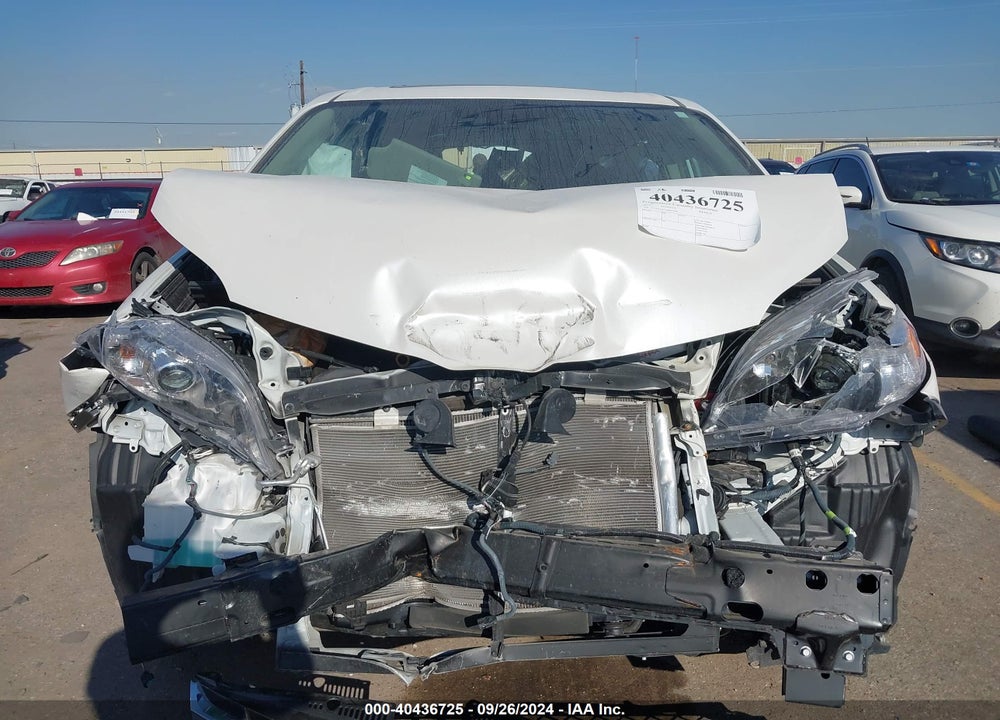 2019 TOYOTA SIENNA XLE PREMIUM 8 PASSENGER VIN: 5TDYZ3DC7KS019336