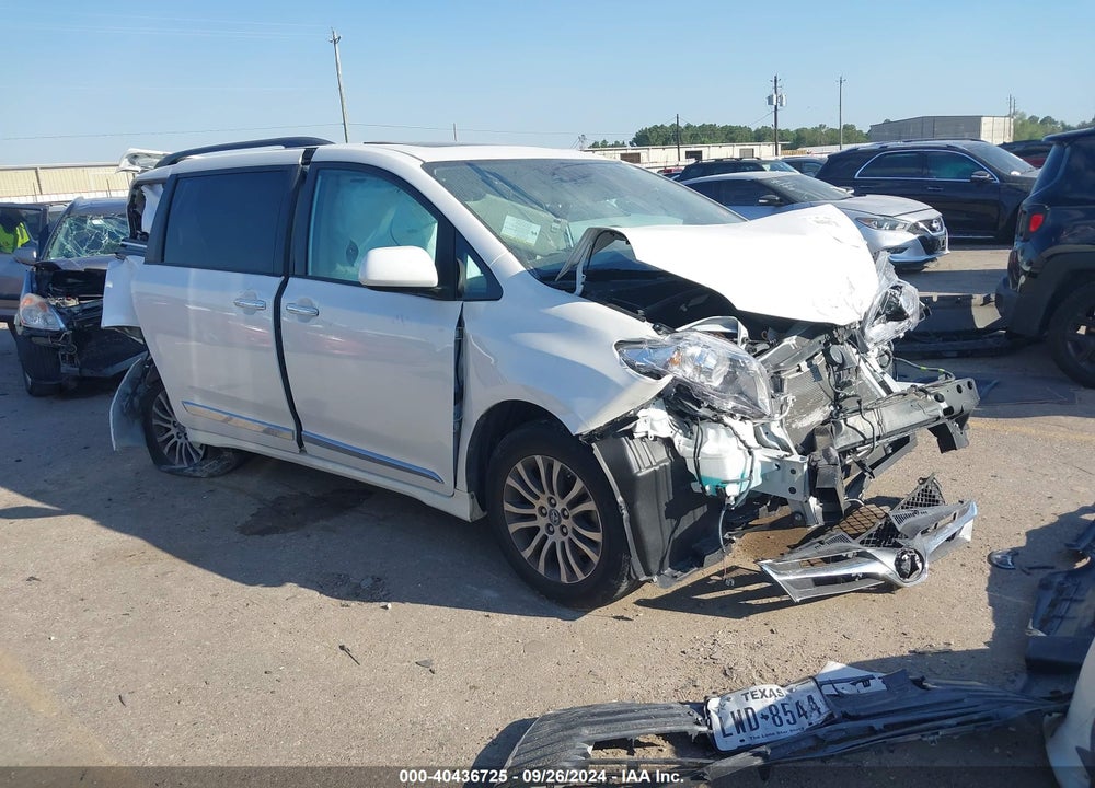 2019 TOYOTA SIENNA XLE PREMIUM 8 PASSENGER VIN: 5TDYZ3DC7KS019336