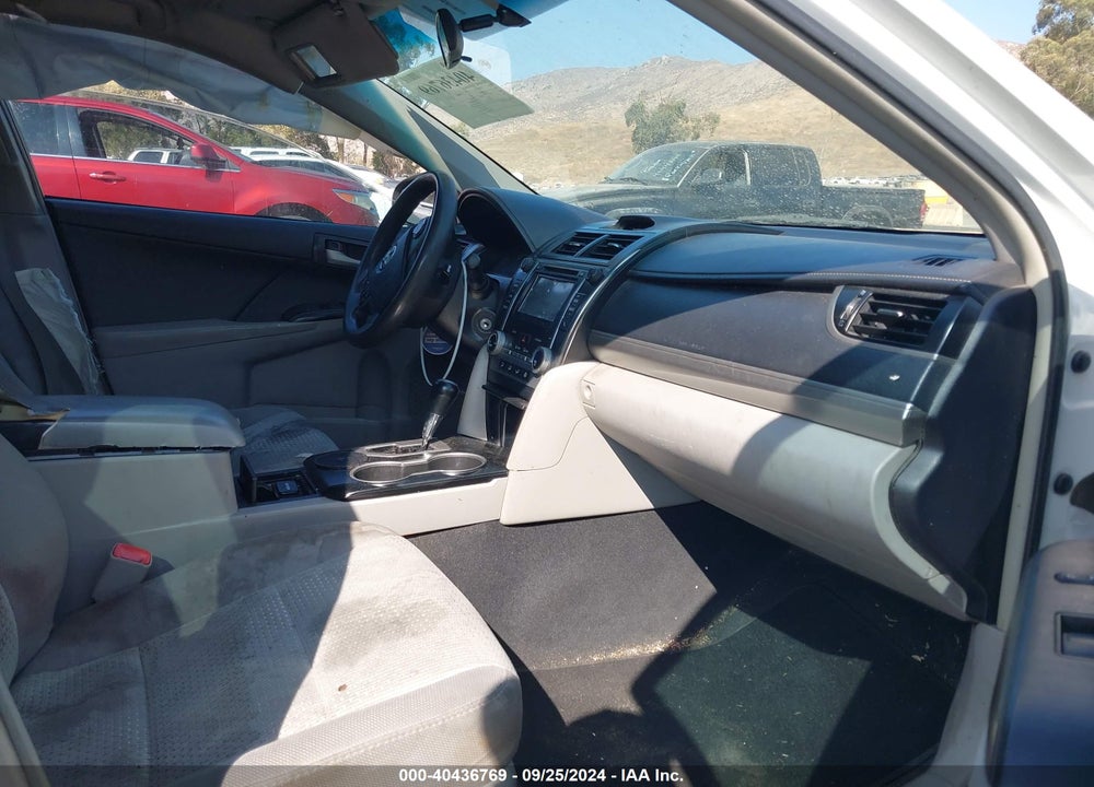 2014 TOYOTA CAMRY LE VIN: 4T1BF1FK1EU445283
