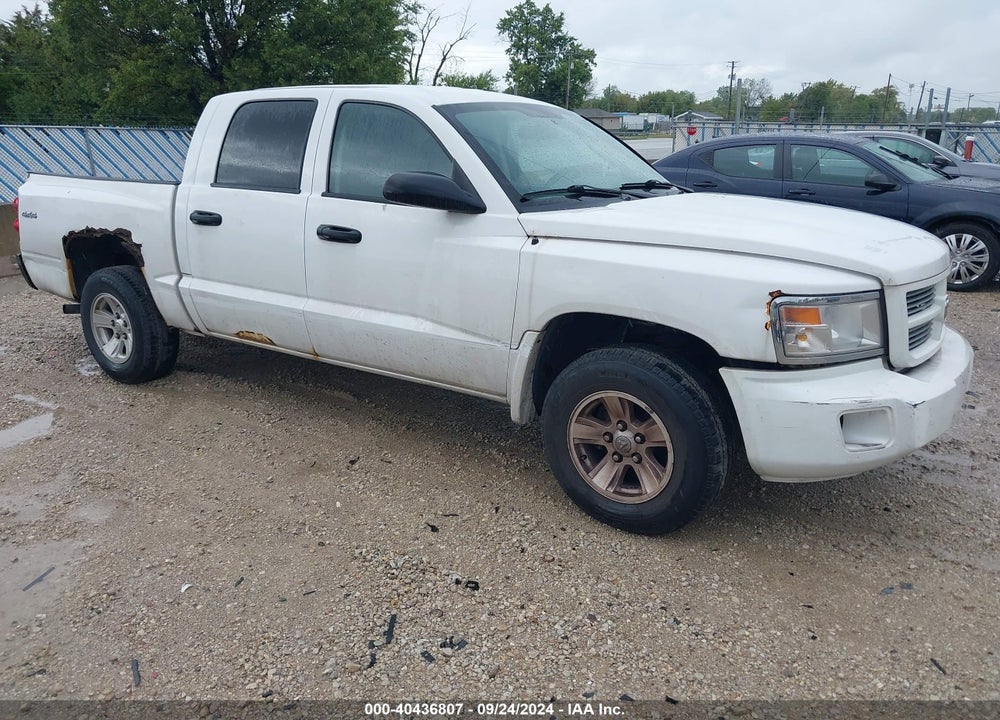2011 RAM DAKOTA SXT VIN: 1D7RW3GK0BS504575