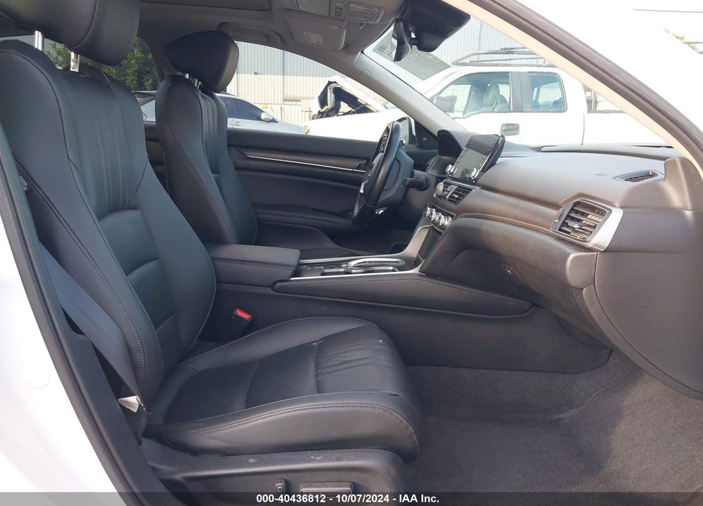 2022 HONDA ACCORD VIN: 1HGCV3F90NA009838