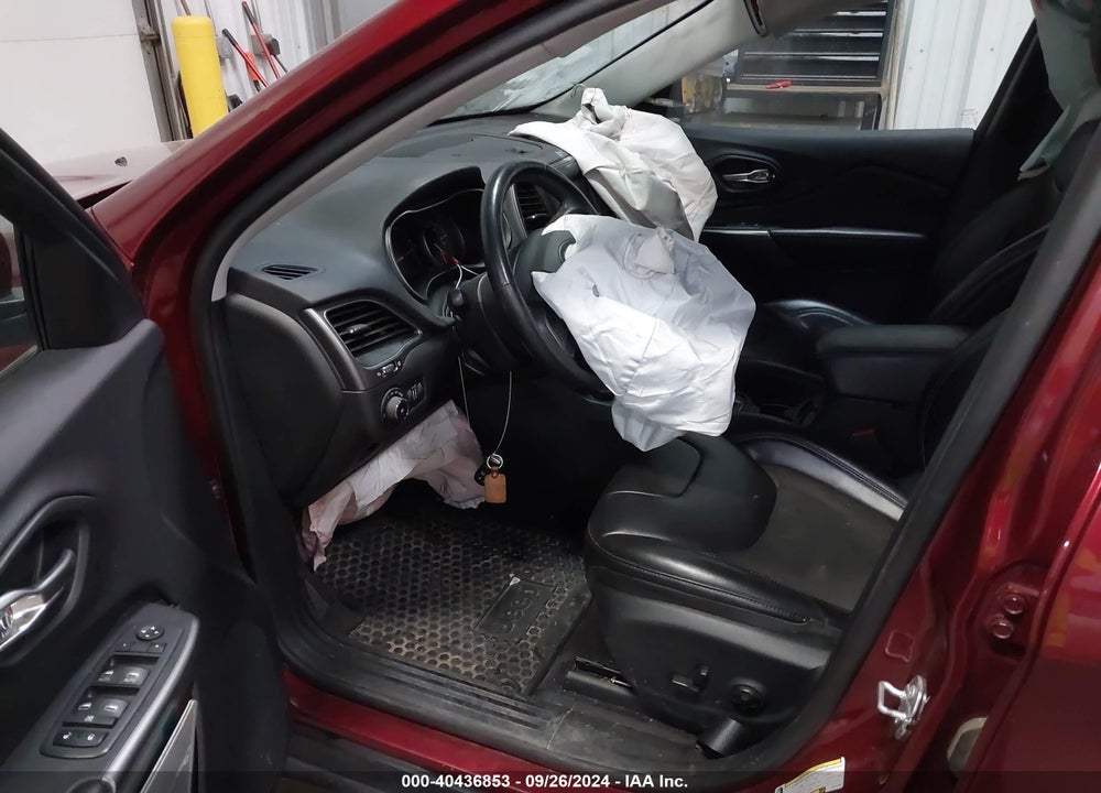 2019 JEEP CHEROKEE LATITUDE PLUS 4X4 VIN: 1C4PJMLX3KD111990