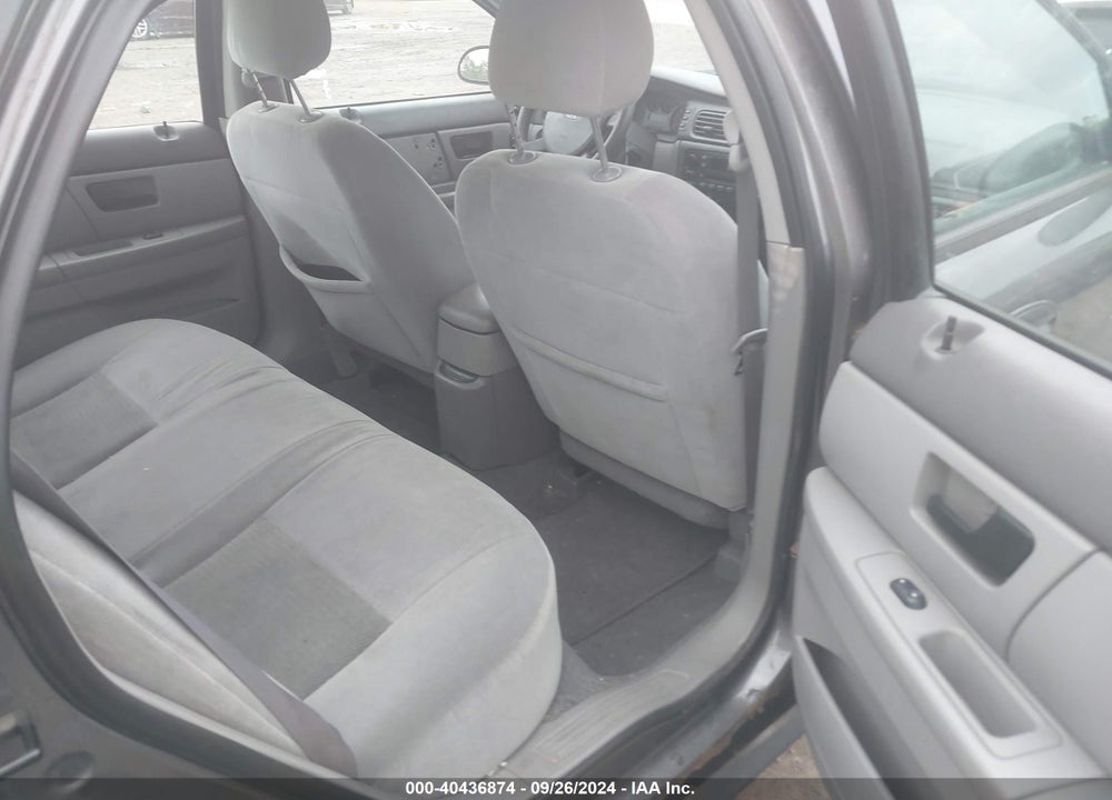 2005 FORD TAURUS SE VIN: 1FAFP53235A294968
