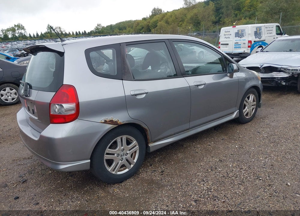 2007 HONDA FIT SPORT VIN: JHMGD38677S023835