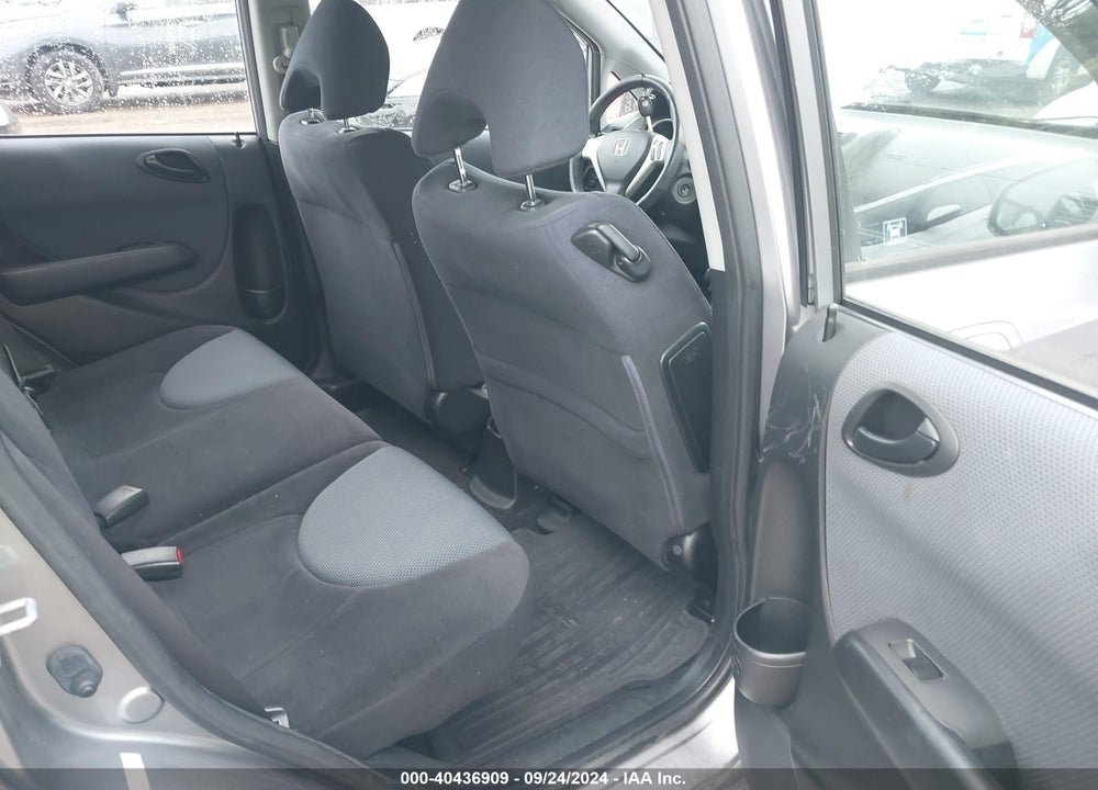 2007 HONDA FIT SPORT VIN: JHMGD38677S023835