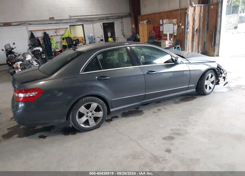 2011 MERCEDES-BENZ E 350 4MATIC VIN: WDDHF8HB9BA370209