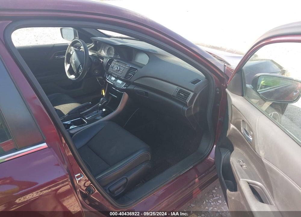 2017 HONDA ACCORD SPORT VIN: 1HGCR2F52HA083651