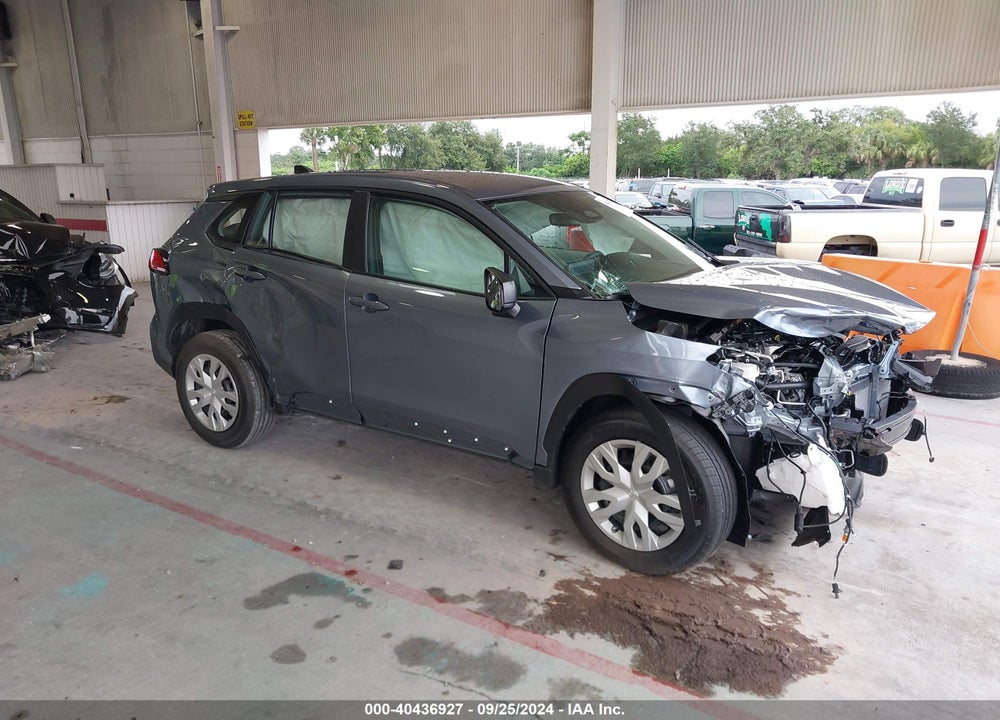 2024 TOYOTA COROLLA CROSS L VIN: 7MUAAAAG2RV102211