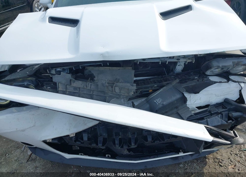 2018 DODGE CHALLENGER SXT VIN: 2C3CDZAGXJH128121