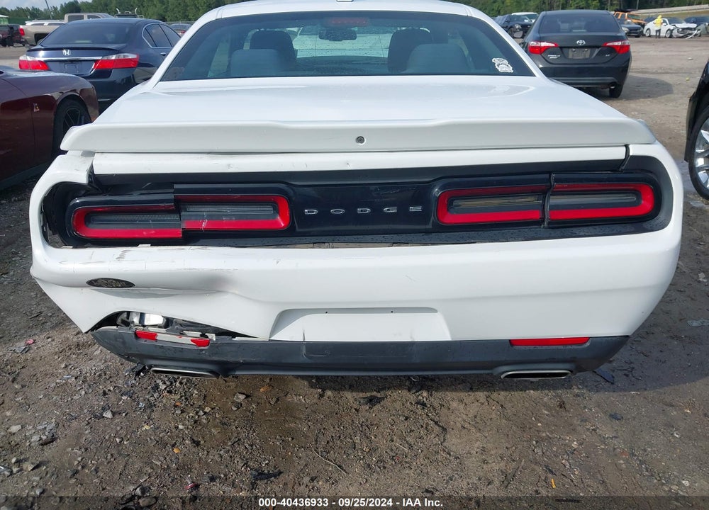 2018 DODGE CHALLENGER SXT VIN: 2C3CDZAGXJH128121
