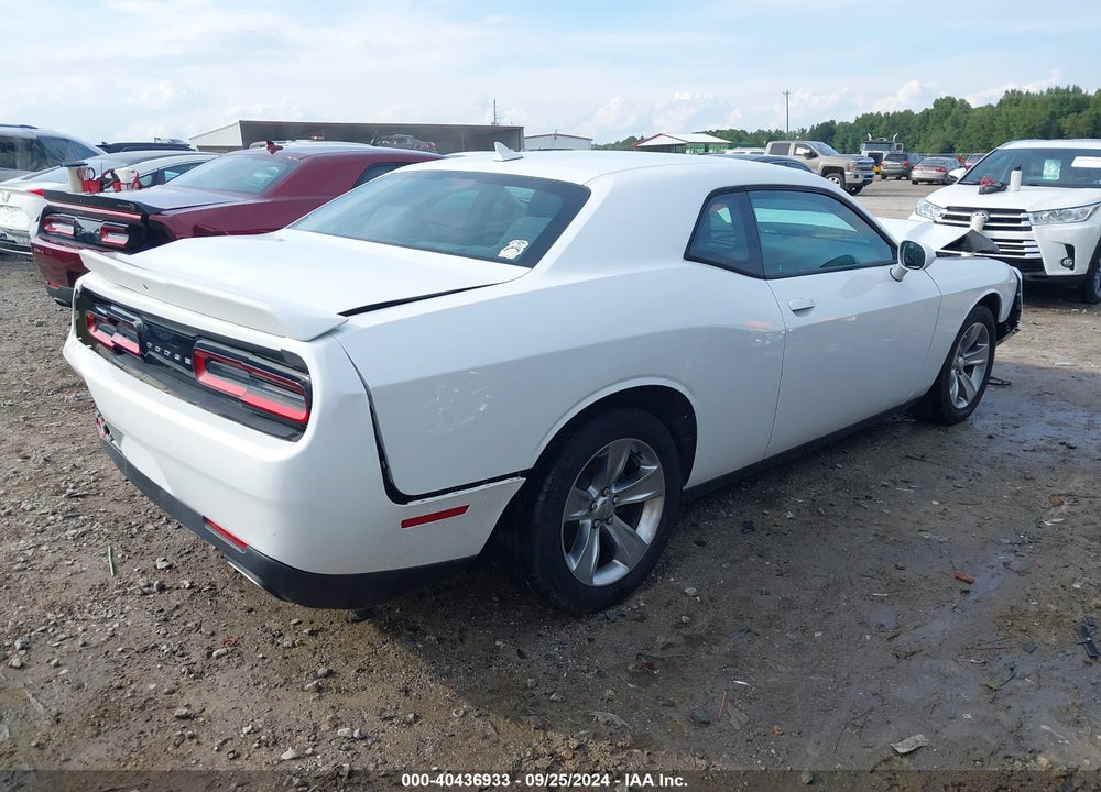2018 DODGE CHALLENGER SXT VIN: 2C3CDZAGXJH128121