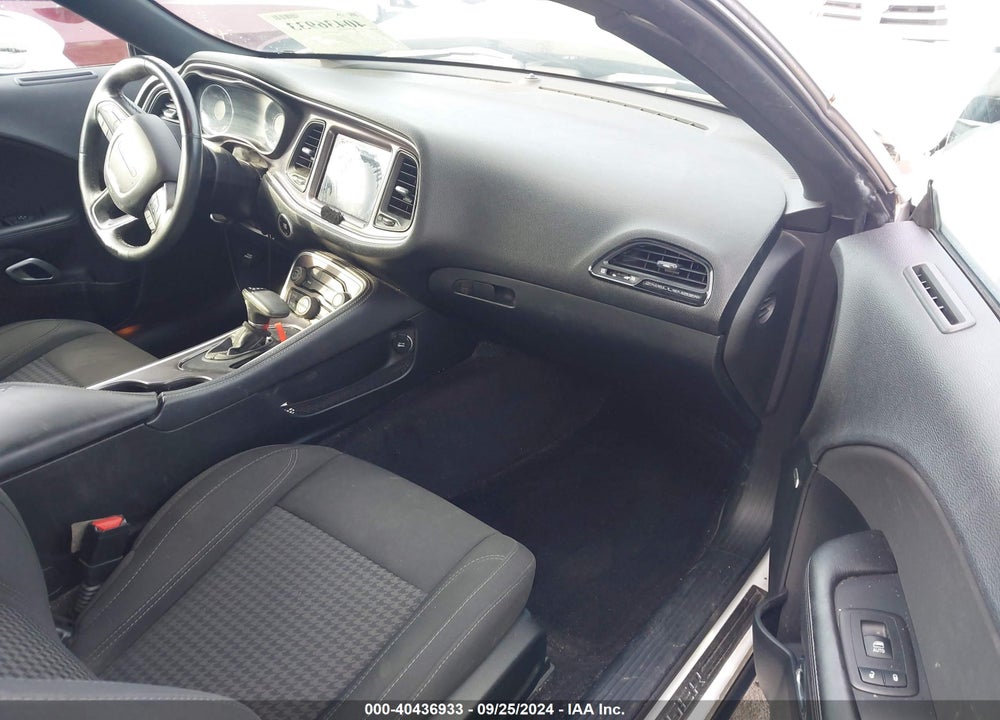 2018 DODGE CHALLENGER SXT VIN: 2C3CDZAGXJH128121