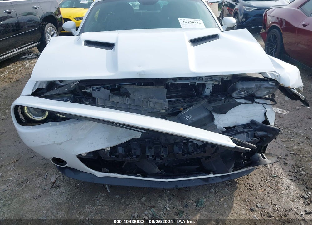 2018 DODGE CHALLENGER SXT VIN: 2C3CDZAGXJH128121
