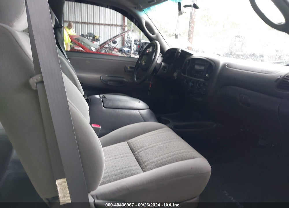 2006 TOYOTA TUNDRA SR5 V8 VIN: 5TBBT44116S484513