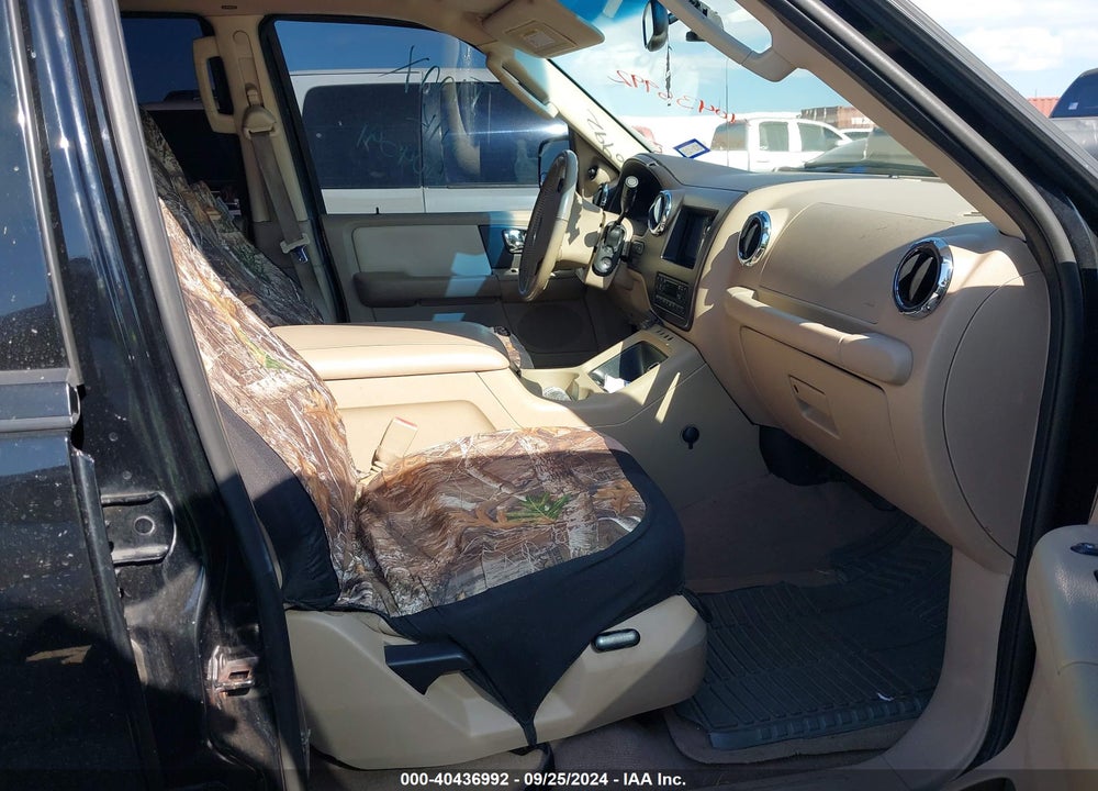 2005 FORD EXPEDITION VIN: 1FMFU17525LA04591