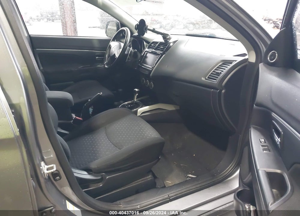 2011 MITSUBISHI OUTLANDER SPORT SE VIN: JA4AR4AU5BZ018103