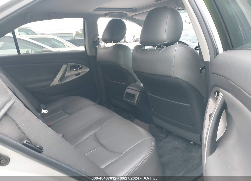 2011 TOYOTA CAMRY SE VIN: 4T1BF3EK9BU198376