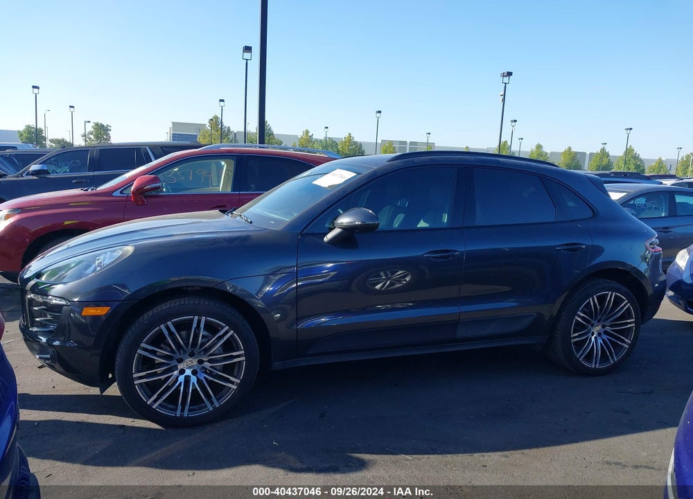 2017 PORSCHE MACAN S VIN: WP1AB2A58HLB10260