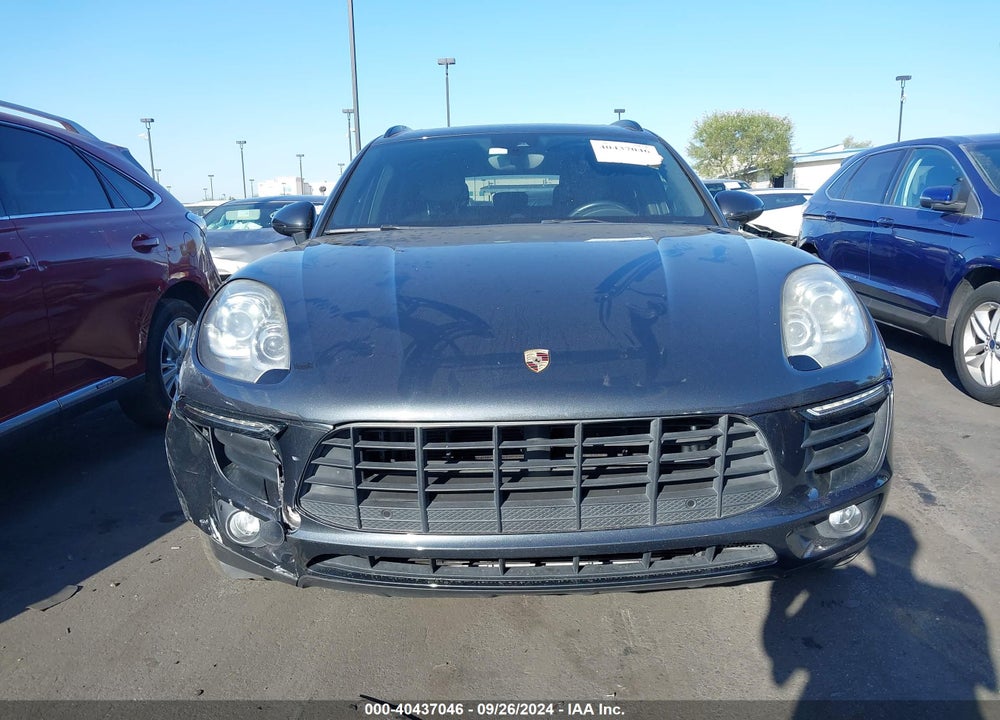 2017 PORSCHE MACAN S VIN: WP1AB2A58HLB10260