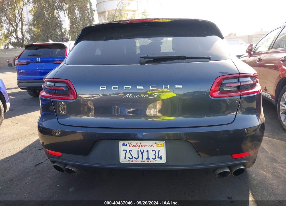2017 PORSCHE MACAN S VIN: WP1AB2A58HLB10260