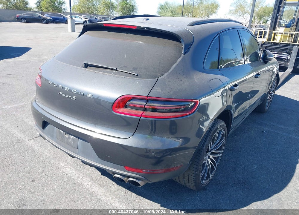 2017 PORSCHE MACAN S VIN: WP1AB2A58HLB10260