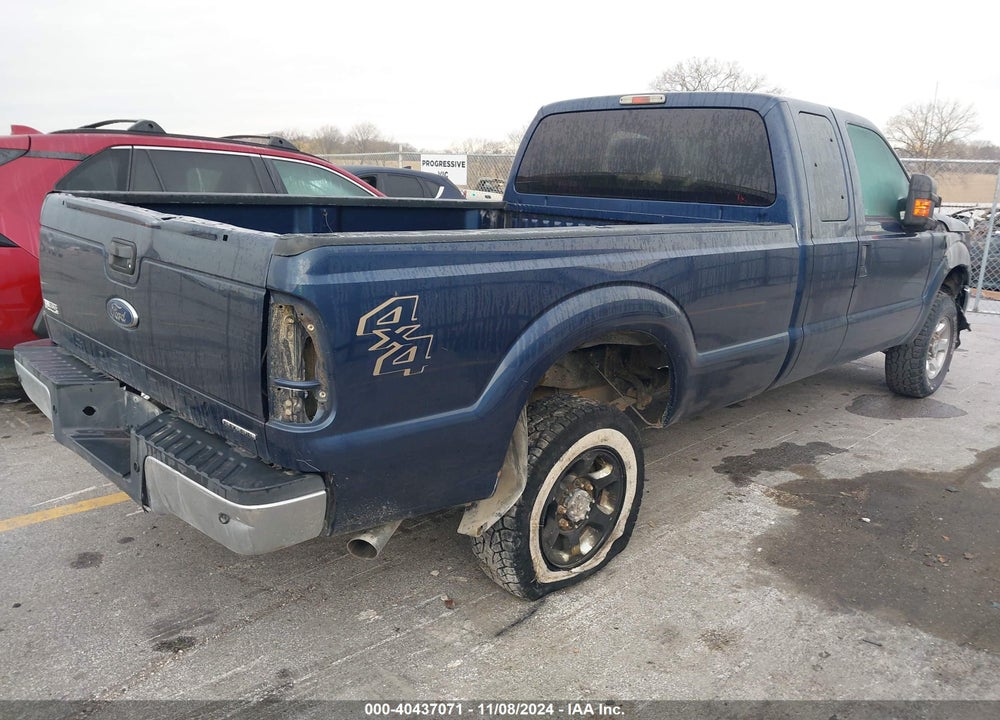 2013 FORD F-250 XLT VIN: 1FT7X2B62DEB23654