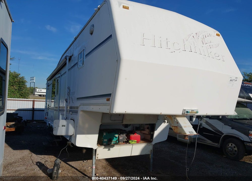 1995 NU-WA HITCHHIKER II LS DLX VIN: 1NW32CR05SA048499