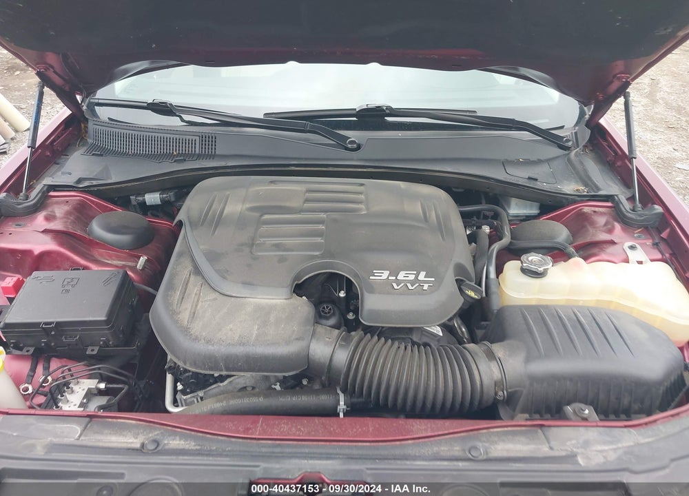 2017 CHRYSLER 300 VIN: 2C3CCARG4HH512396
