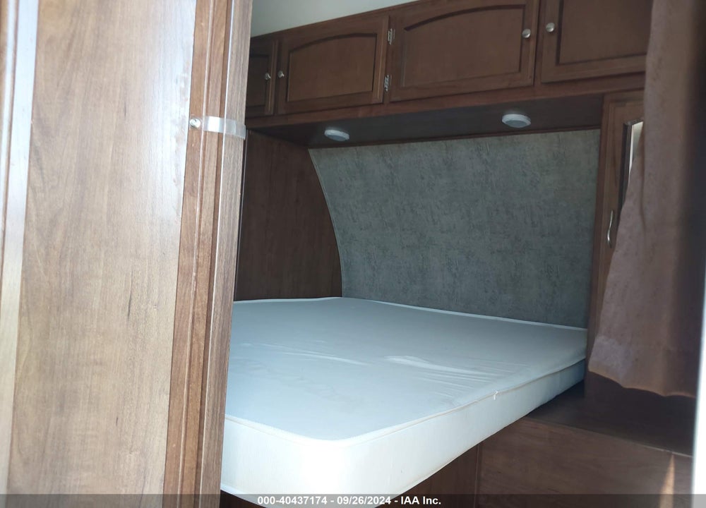 2016 COACHMEN FREEDOM EXPRESS 28SE VIN: 5ZT2FETB3GA022496