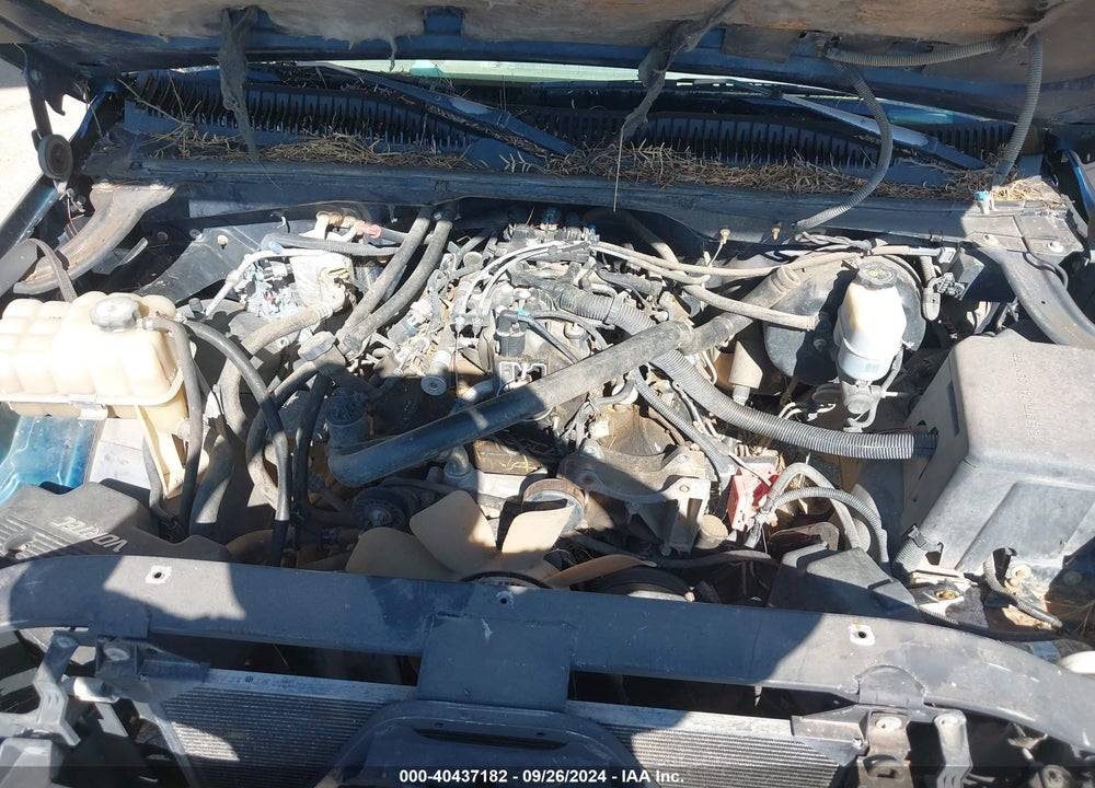 2000 CHEVROLET SILVERADO 1500 LS VIN: 1GCEC19T7YZ221795