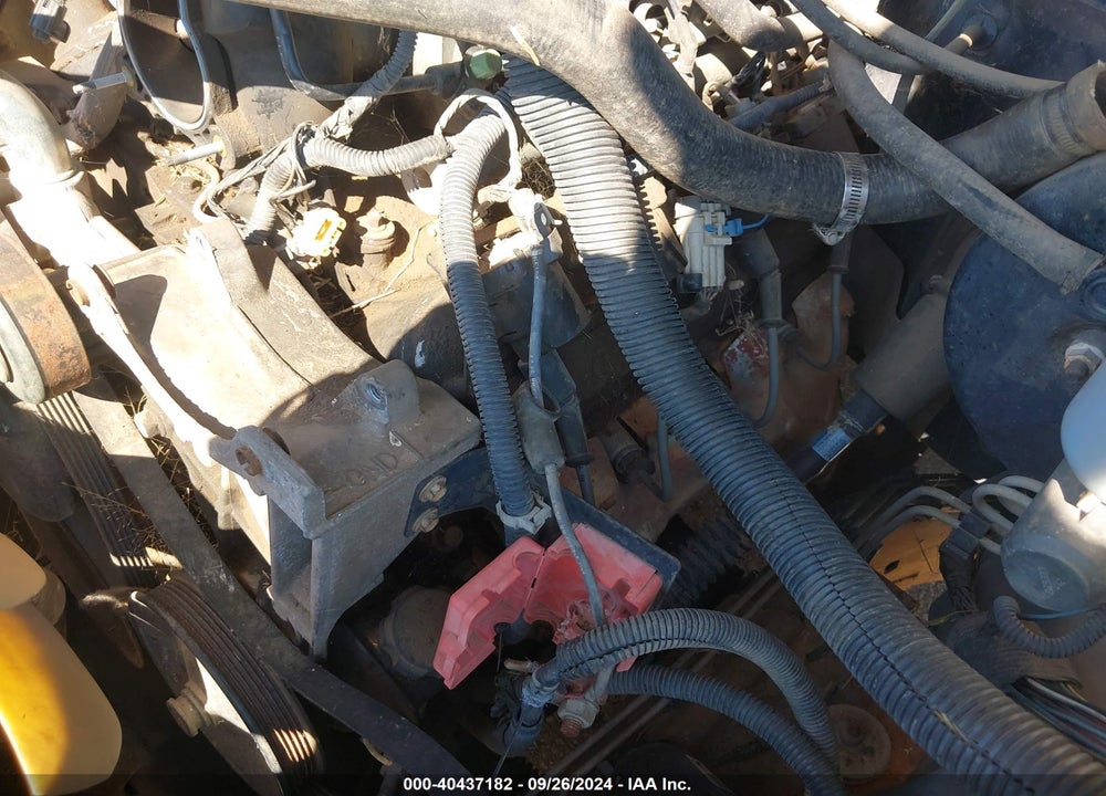 2000 CHEVROLET SILVERADO 1500 LS VIN: 1GCEC19T7YZ221795