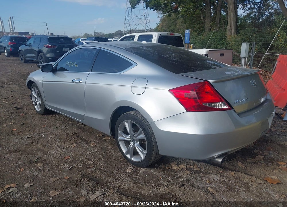 2011 HONDA ACCORD 3.5 EX-L VIN: 1HGCS2B85BA008924